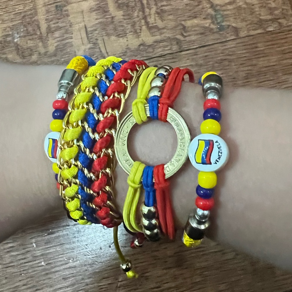 Venezuela bracelets and necklace